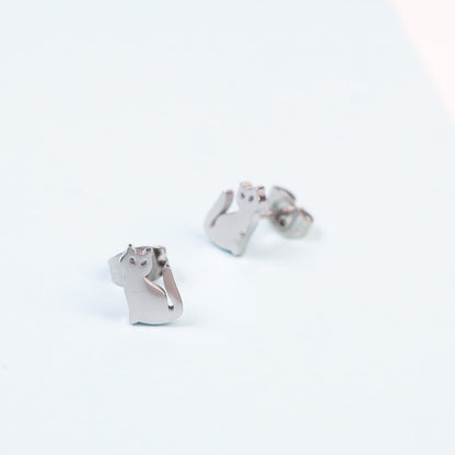 Cute-Cat-Shaped-Stainless-Steel-Stud-Earrings- (11)