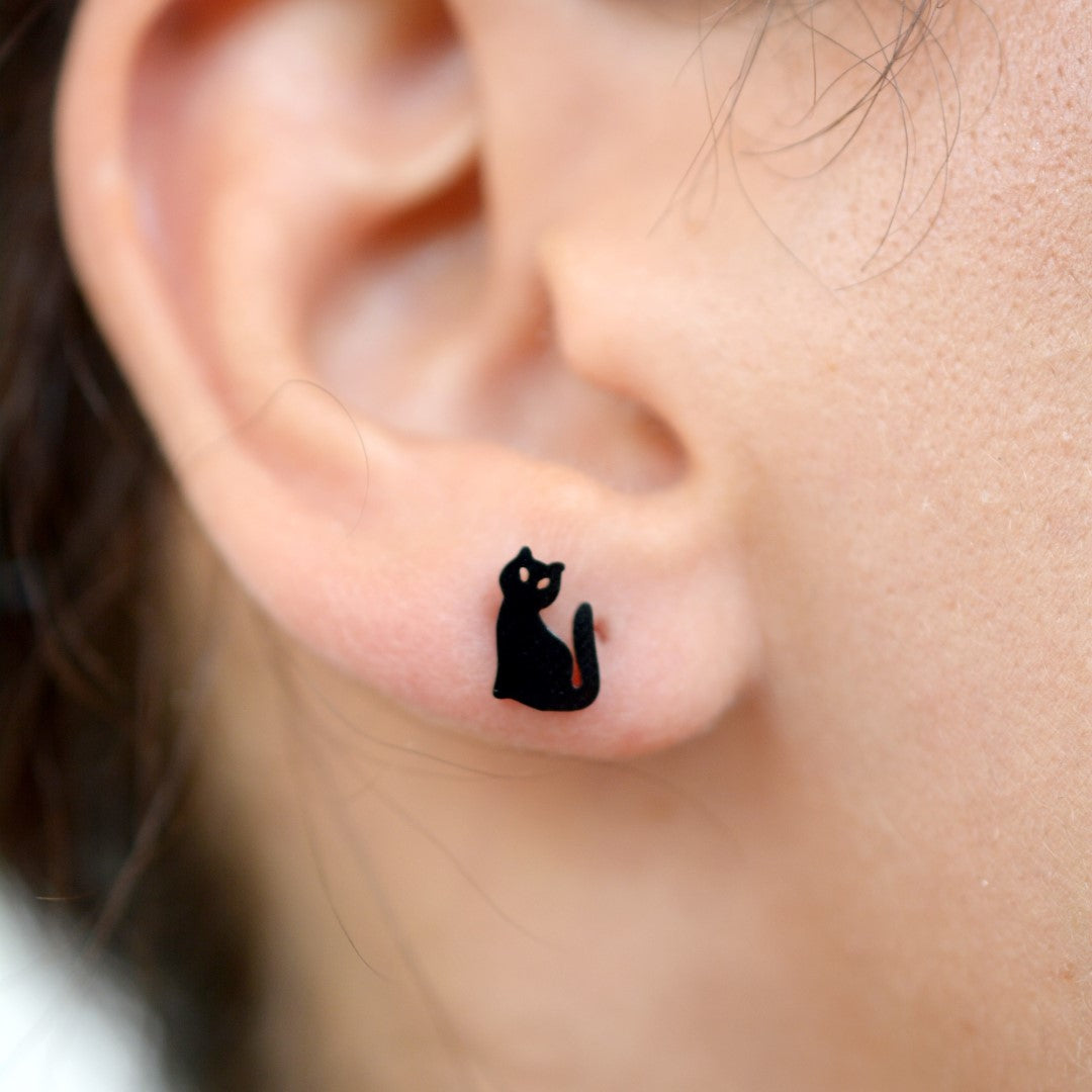 Cute-Cat-Shaped-Stainless-Steel-Stud-Earrings- (22)