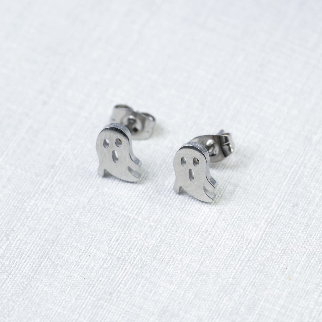 Cute-Ghost-Shaped-Stainless-Steel-Stud-Earrings- (3)