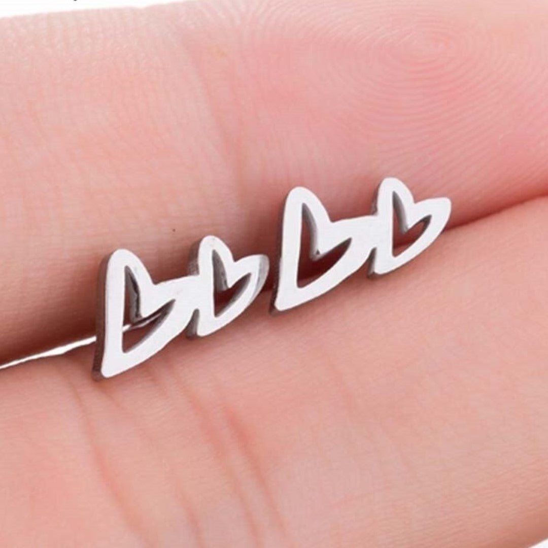 Cute-Heart-Shaped-Stainless-Steel-Stud-Earrings- (14)