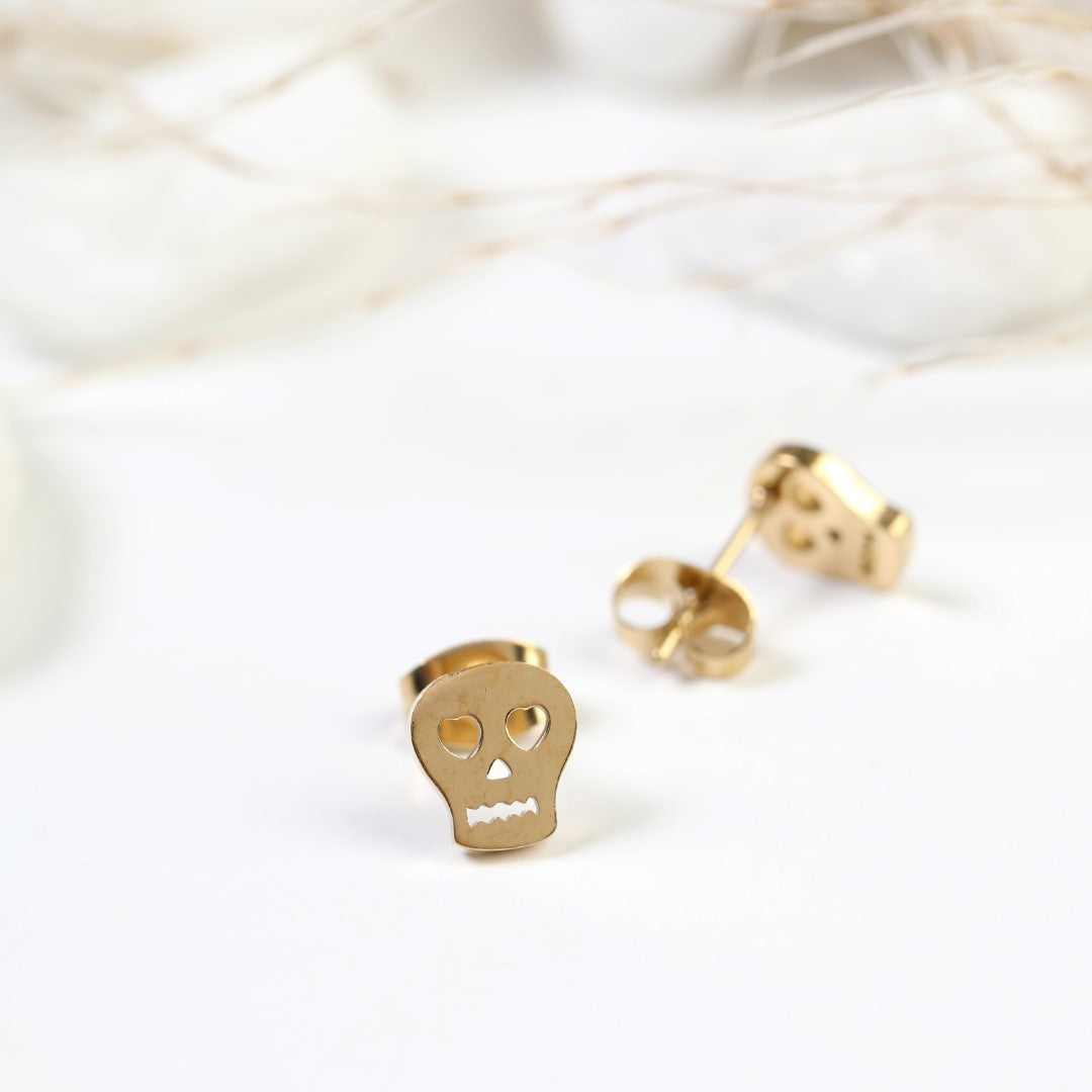 Cute-Skull-Shaped-Stainless-Steel-Stud-Earrings- (25)