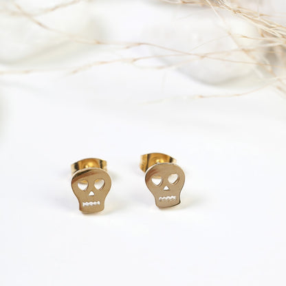 Cute-Skull-Shaped-Stainless-Steel-Stud-Earrings- (26)