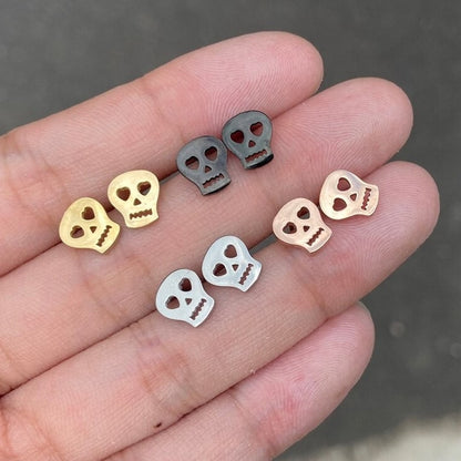 Cute-Skull-Shaped-Stainless-Steel-Stud-Earrings- (5)