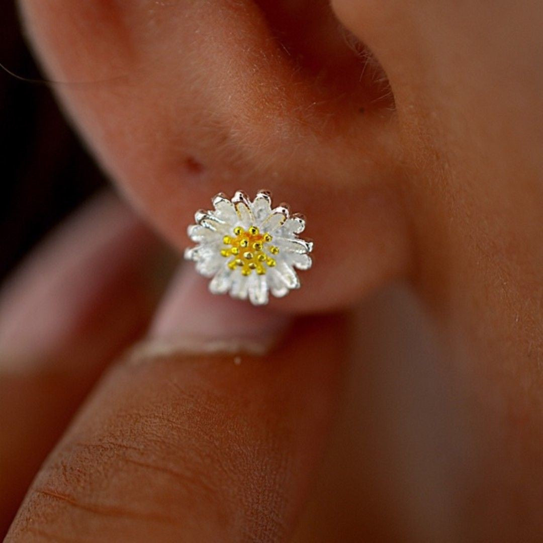 Daisy-Flower-Sterling-Silver-Stud-Earrings- (15)