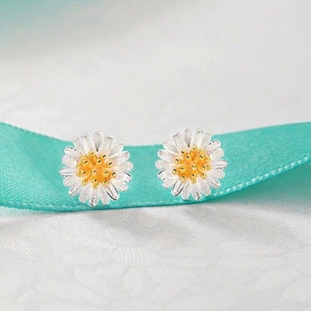 Daisy-Flower-Sterling-Silver-Stud-Earrings- (23)