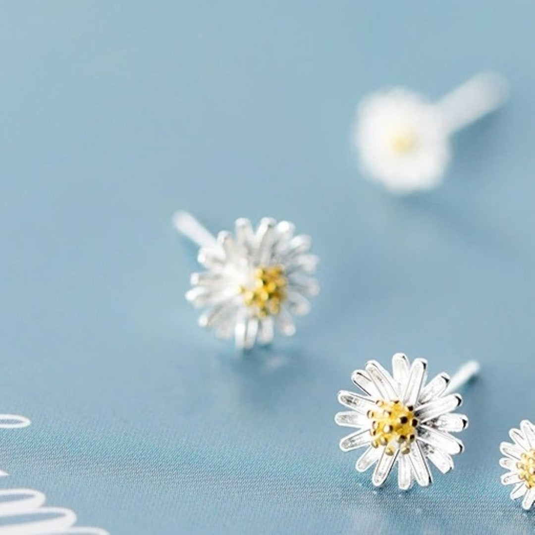 Daisy-Flower-Sterling-Silver-Stud-Earrings- (8)