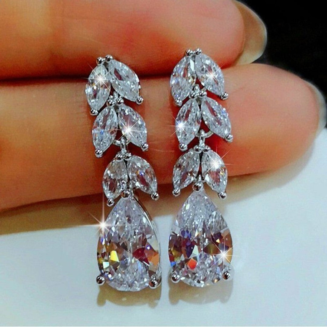 Elegant-Leaf-Shaped-Cubic-Zirconia-Teardrop-Earrings- (6)