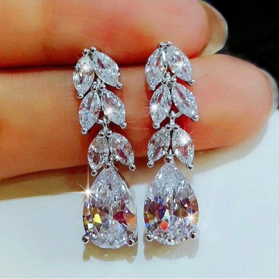 Elegant-Leaf-Shaped-Cubic-Zirconia-Teardrop-Earrings- (8)