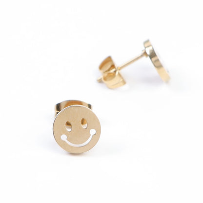 Happy-Face-Stainless-Steel-Stud-Earrings- (1)