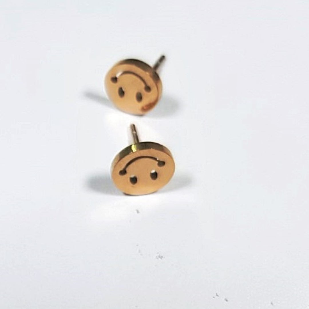 Happy-Face-Stainless-Steel-Stud-Earrings- (16)