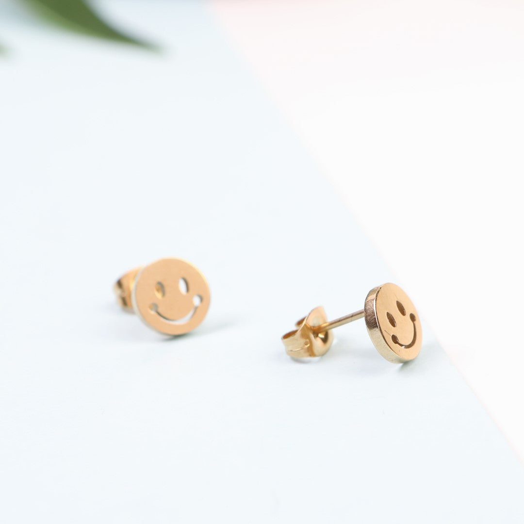 Happy-Face-Stainless-Steel-Stud-Earrings- (3)