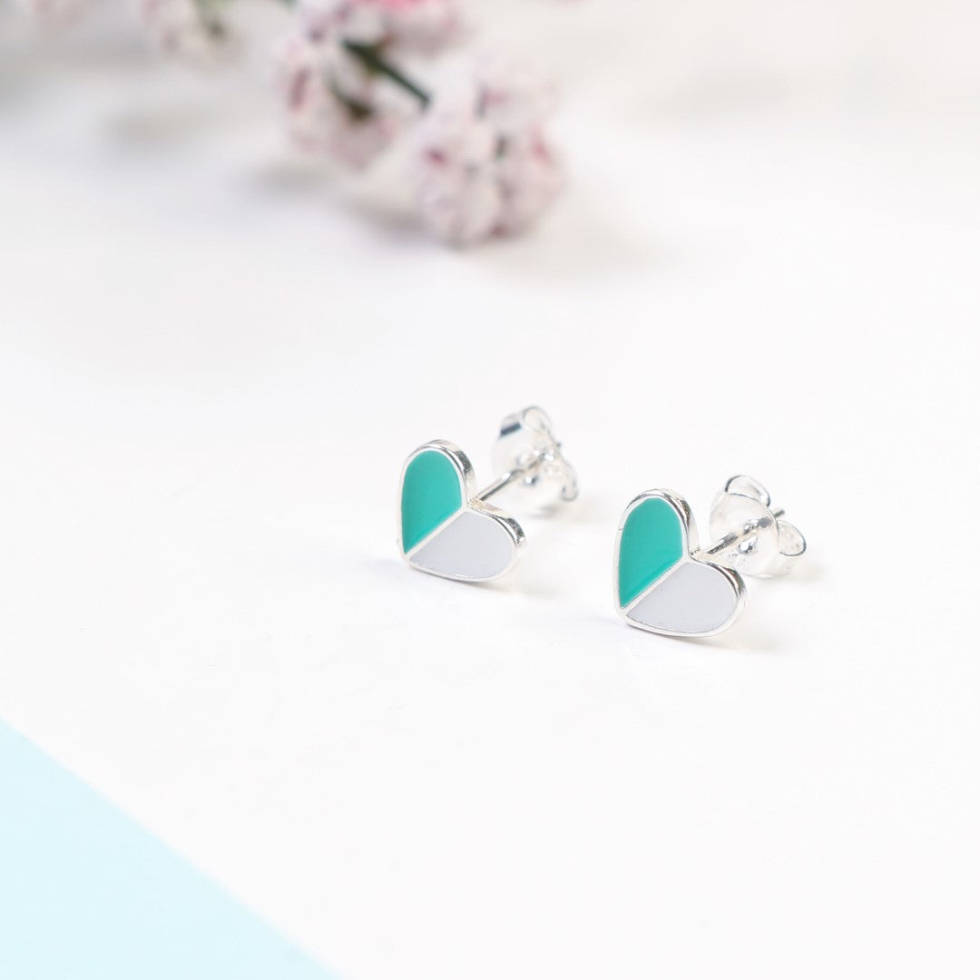 Heart-Shaped-Sterling-Silver-Stud-Earrings- (3)