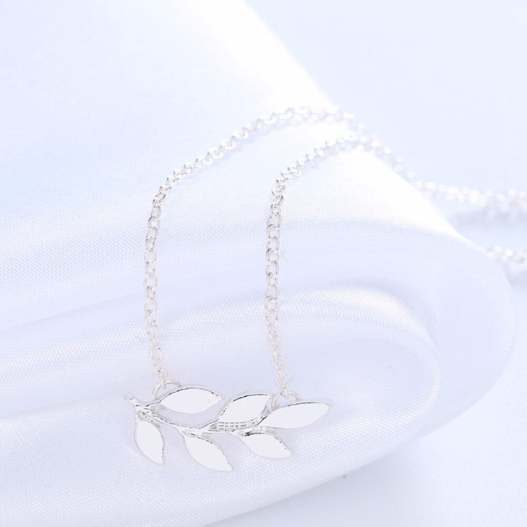 Leaf-Shaped-Brass-Princess-Necklace- (5)