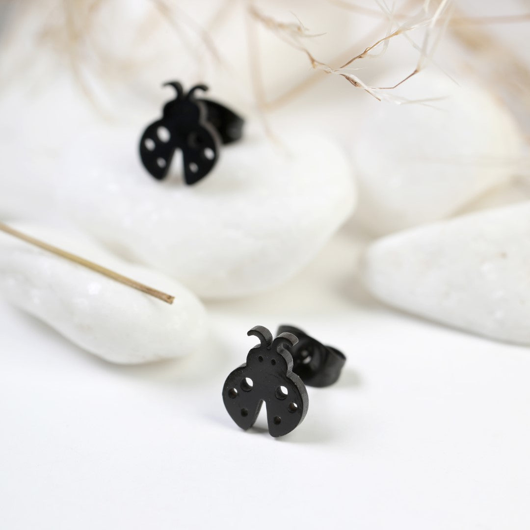 Love-Bug-Shaped-Stainless-Steel-Stud-Earrings- (17)