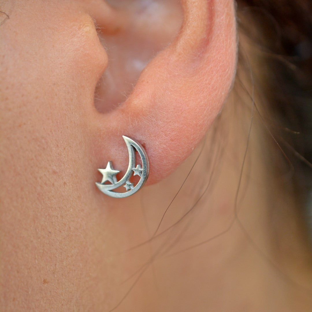 Moon-Shaped-Stainless-Steel-Stud-Earrings- (39)