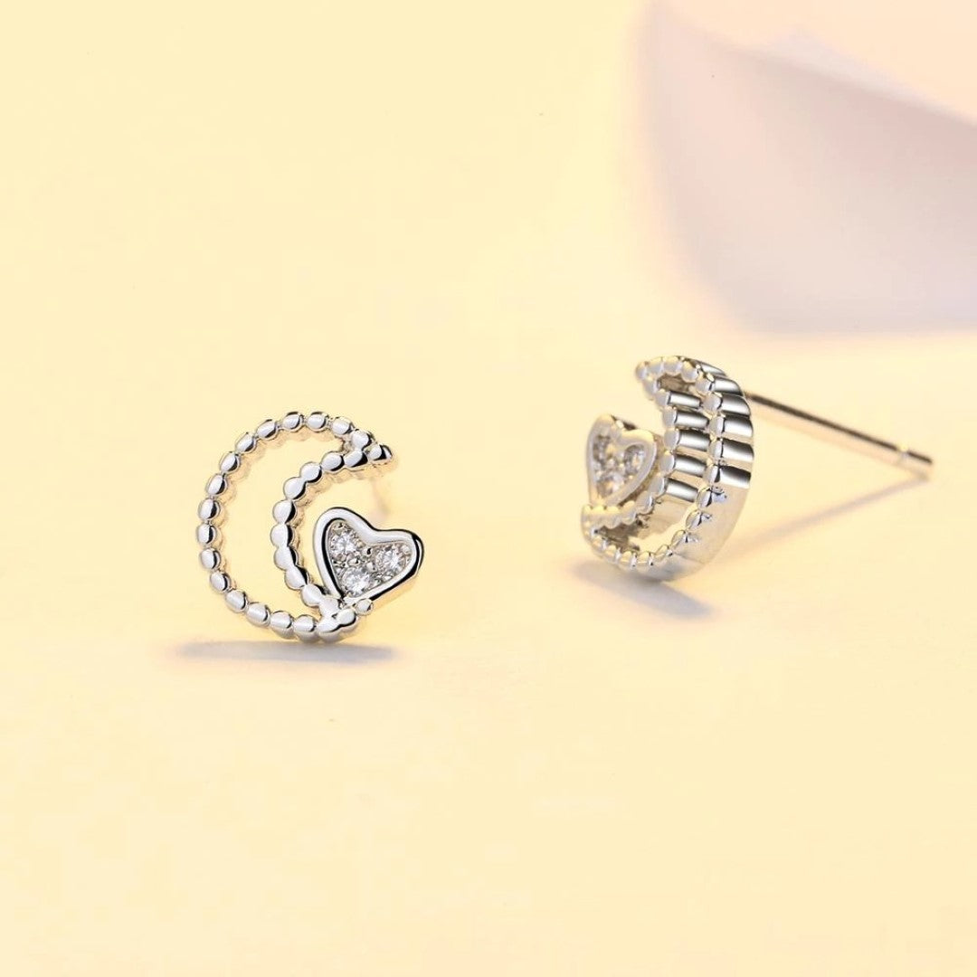 Moon-Shaped-Sterling-Silver-Stud-Earrings- (6)