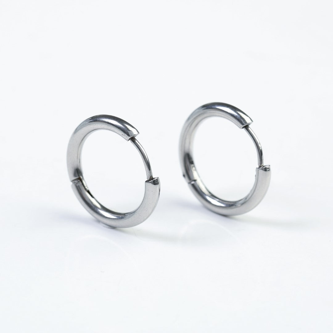 Perfect-Circle-Shaped-Stainless-Steel-Hoop-Earrings- (6)