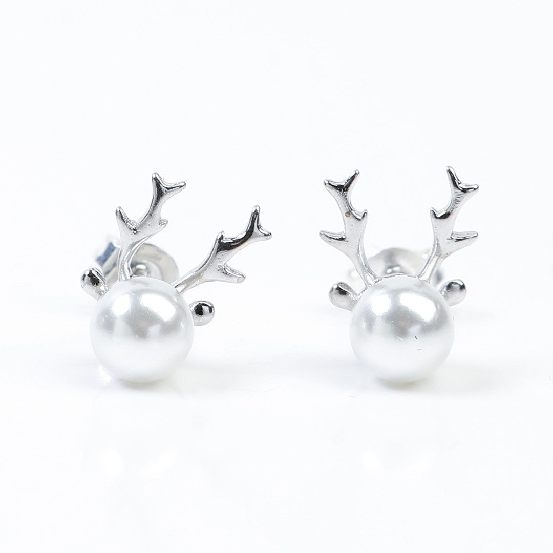 Reindeer-Sterling-Silver-Stud-Earrings- (1)