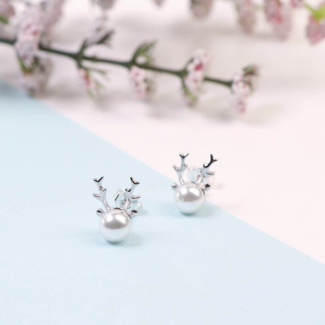 Reindeer-Sterling-Silver-Stud-Earrings- (2)