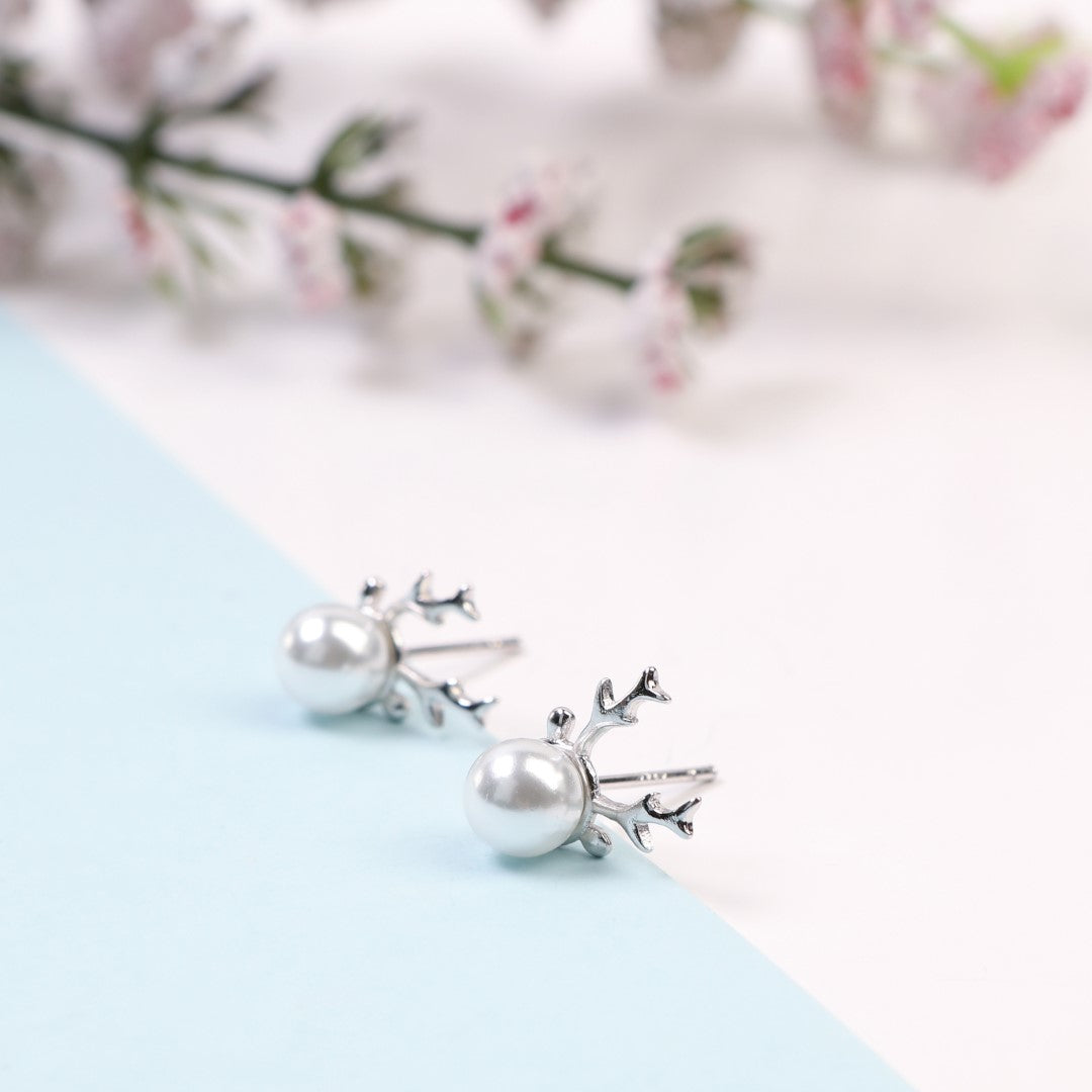 Reindeer-Sterling-Silver-Stud-Earrings- (4)