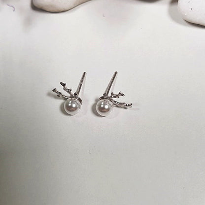 Reindeer-Sterling-Silver-Stud-Earrings- (8)