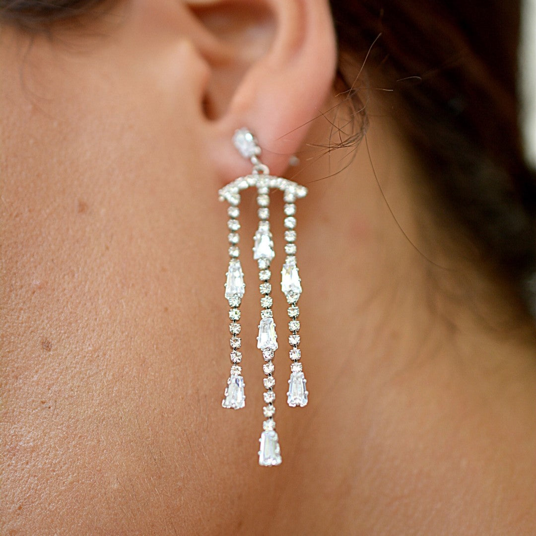 Shiny-Bridal-Cubic-Zirconia-Chandelier-Earrings- (13)