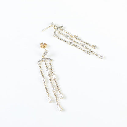 Shiny-Bridal-Cubic-Zirconia-Chandelier-Earrings- (5)