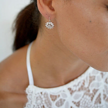 Shiny-Flower-Cubic-Zirconia-Hoop-Earrings- (19)