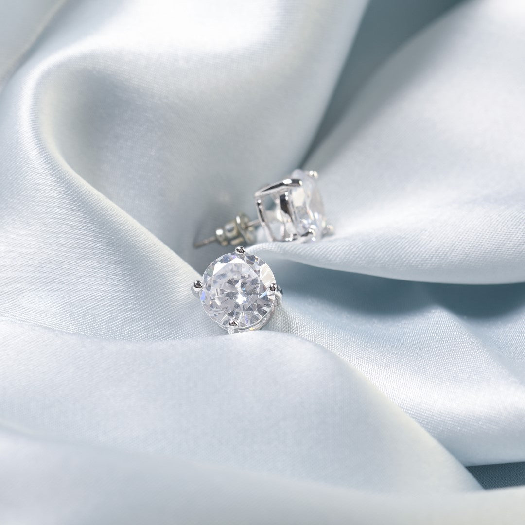 Simple And Elegant Cubic Zirconia Stud Earrings