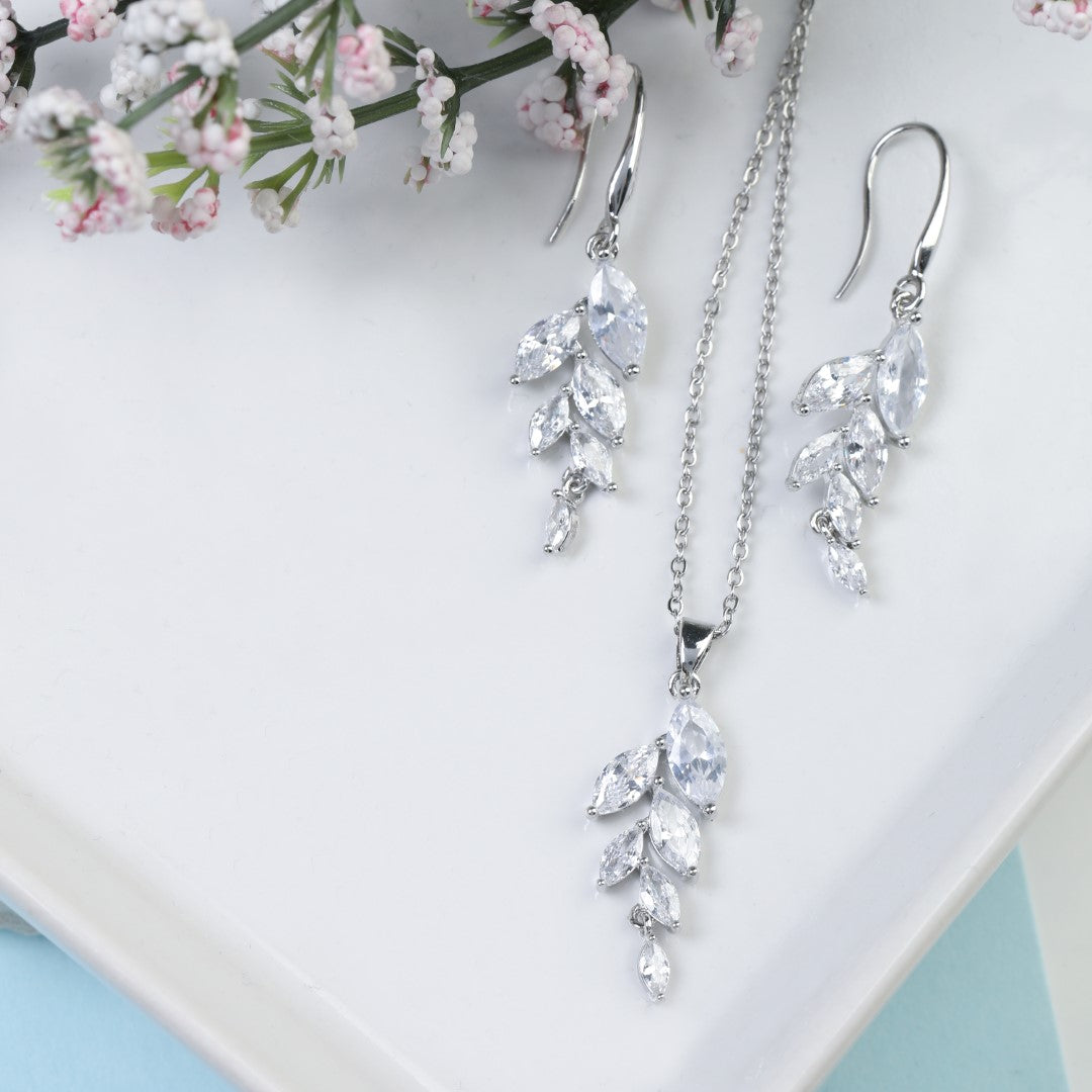 Small-Leaves-Cubic-Zirconia-Jewelry-Set- (4)