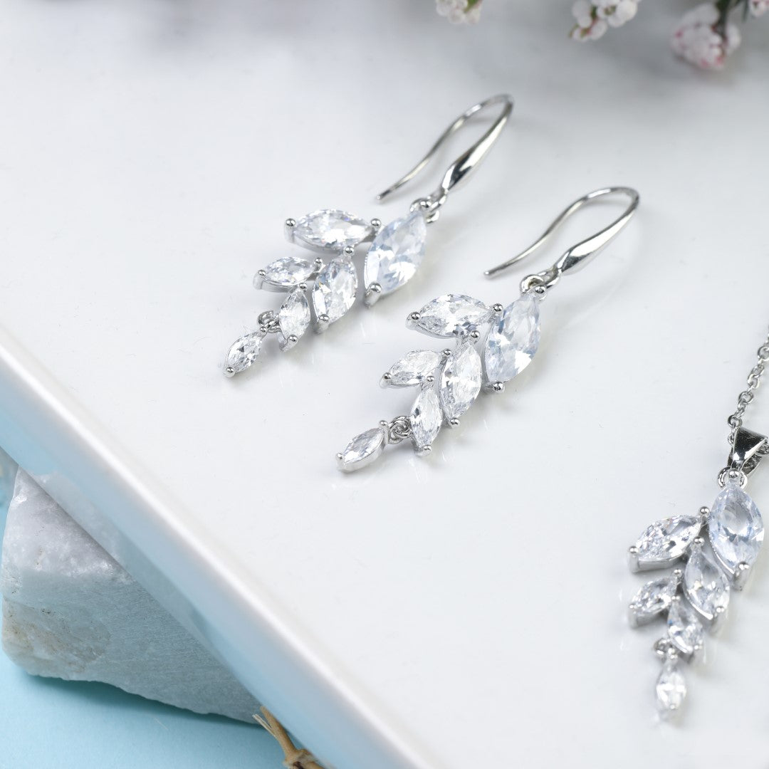 Small-Leaves-Cubic-Zirconia-Jewelry-Set- (5)