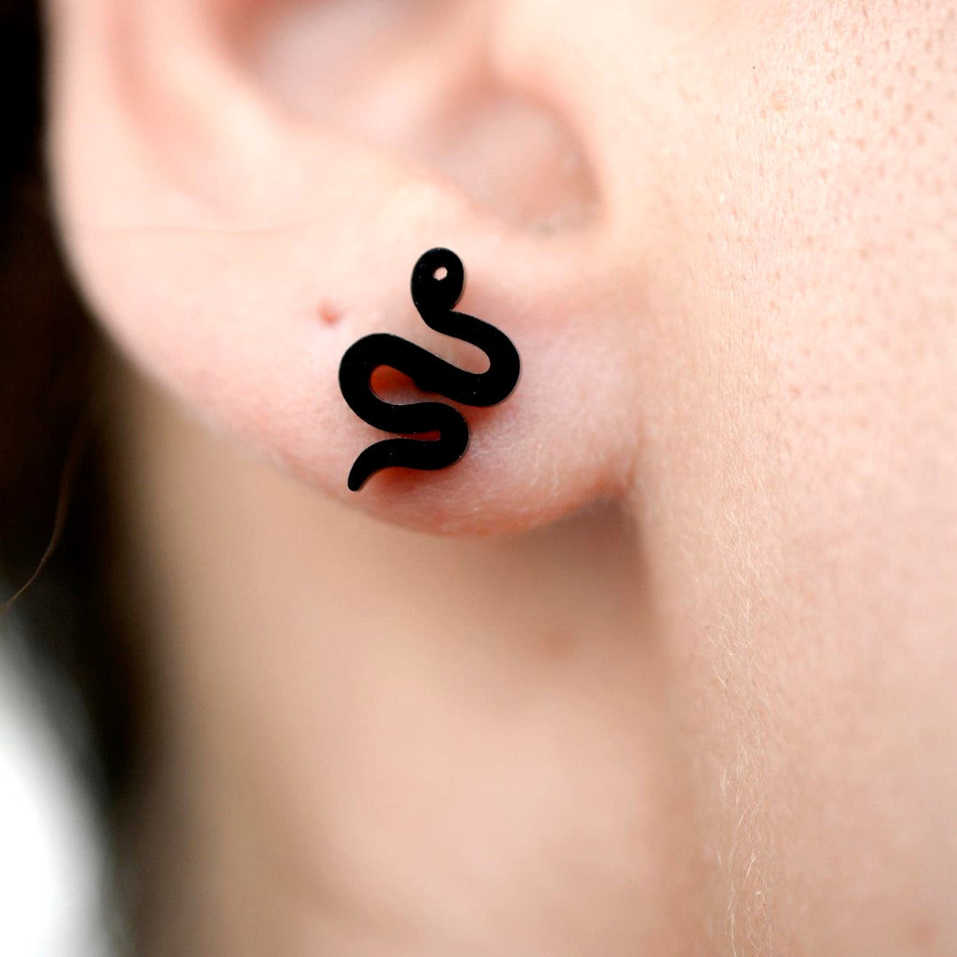 Snake-Shaped-Stainless-Steel-Stud-Earrings- (39)