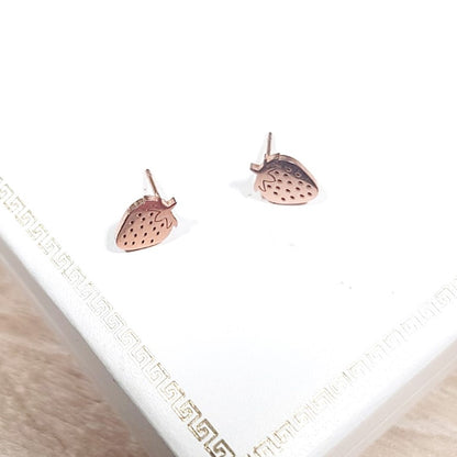 Strawberry-Shaped-Stainless-Steel-Stud-Earrings- (24)