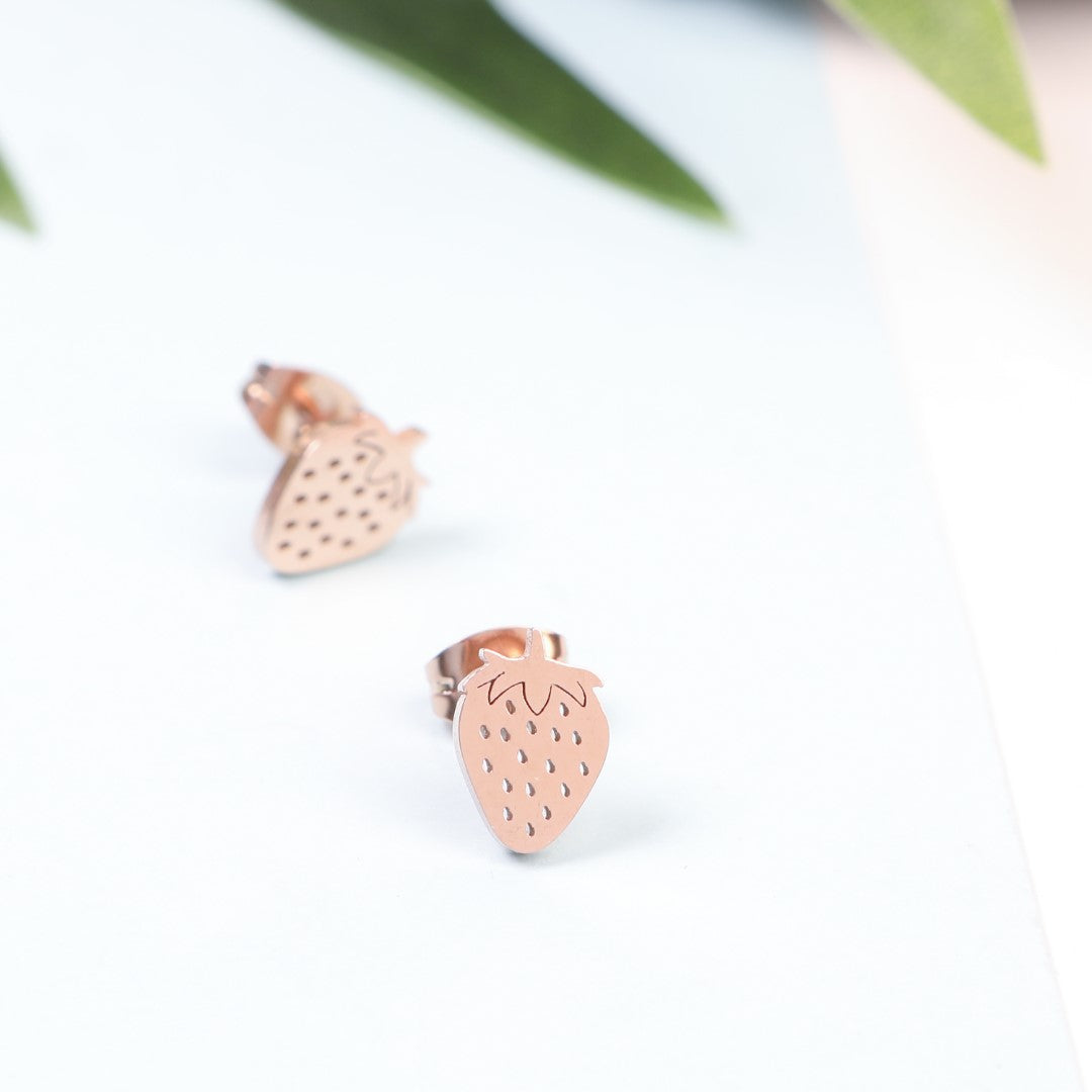 Strawberry-Shaped-Stainless-Steel-Stud-Earrings- (3)