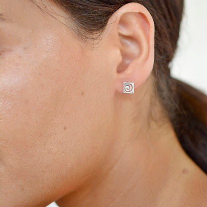 Tiny-Cube-Sterling-Silver-Stud-Earrings- (5)