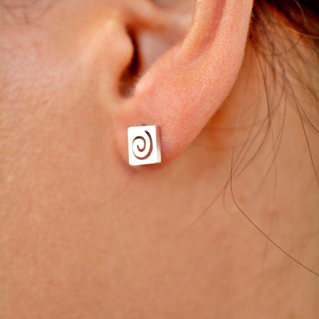 Tiny-Cube-Sterling-Silver-Stud-Earrings- (8)