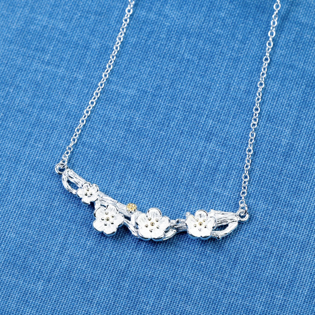 Tiny Daisy Flower Shaped Sterling Silver Princess Necklace