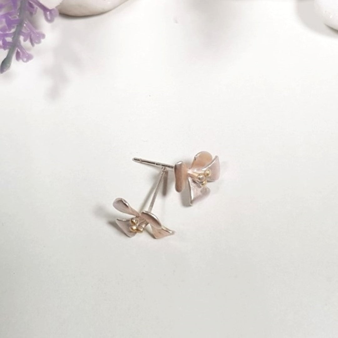 Tiny-Flower-Shaped-Sterling-Silver-Stud-Earrings- (4)