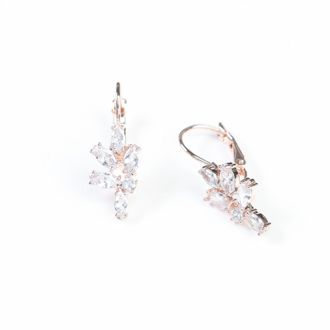 Tiny-Leaf-Cubic-Zirconia-Hoop-Earrings- (5)