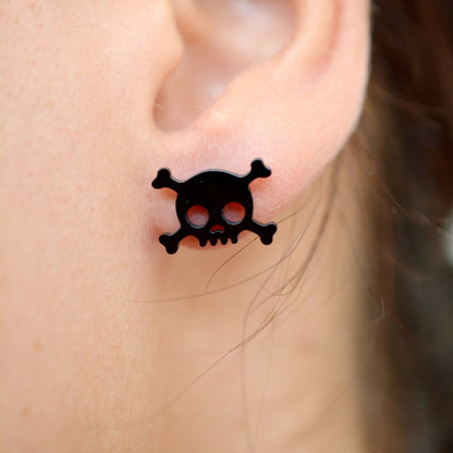 Tiny-Skull-Shaped-Stainless-Steel-Stud-Earrings- (18)