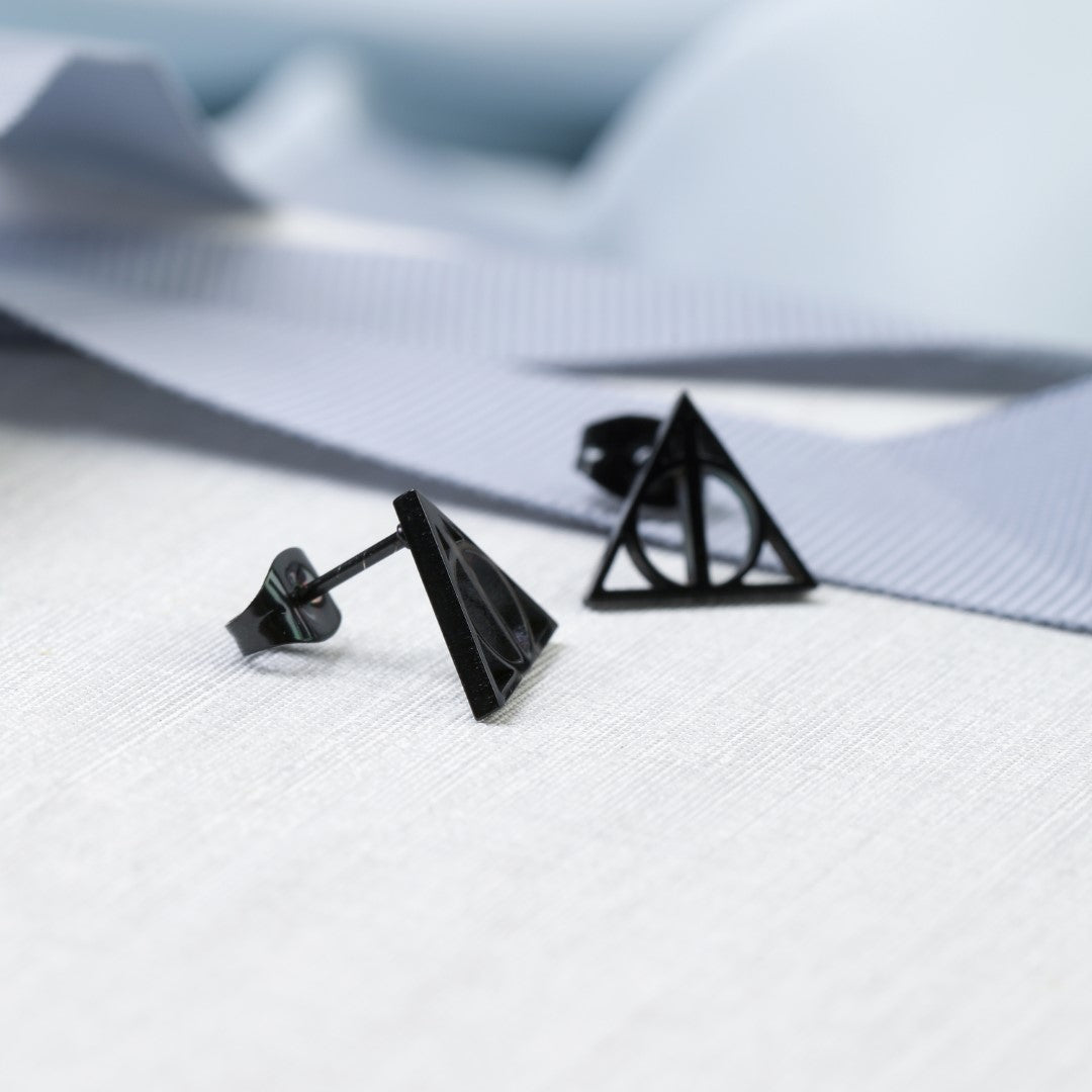 Tiny-Triangle-Shaped-Stainless-Steel-Stud-Earrings- (15)