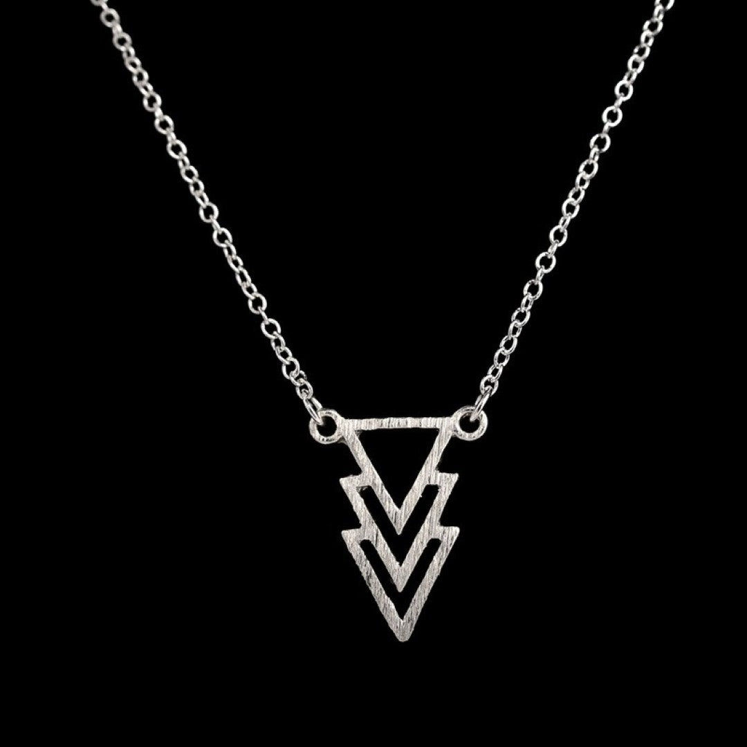 Triangles-Stainless-Steel-Princess-Necklace- (7)