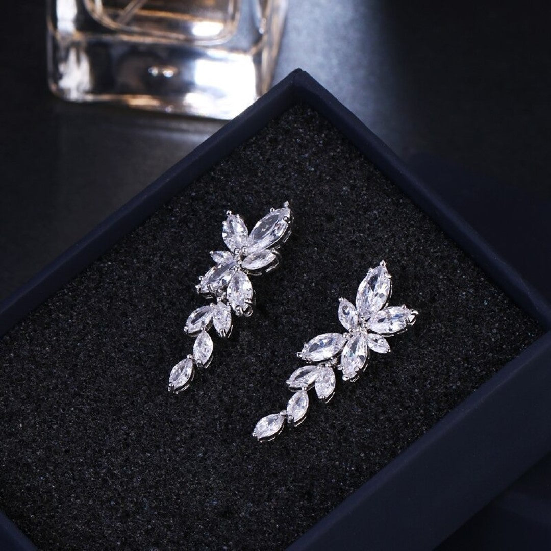 Wedding-Leaf-Shaped-Cubic-Zirconia-Drop-Earrings- (3)