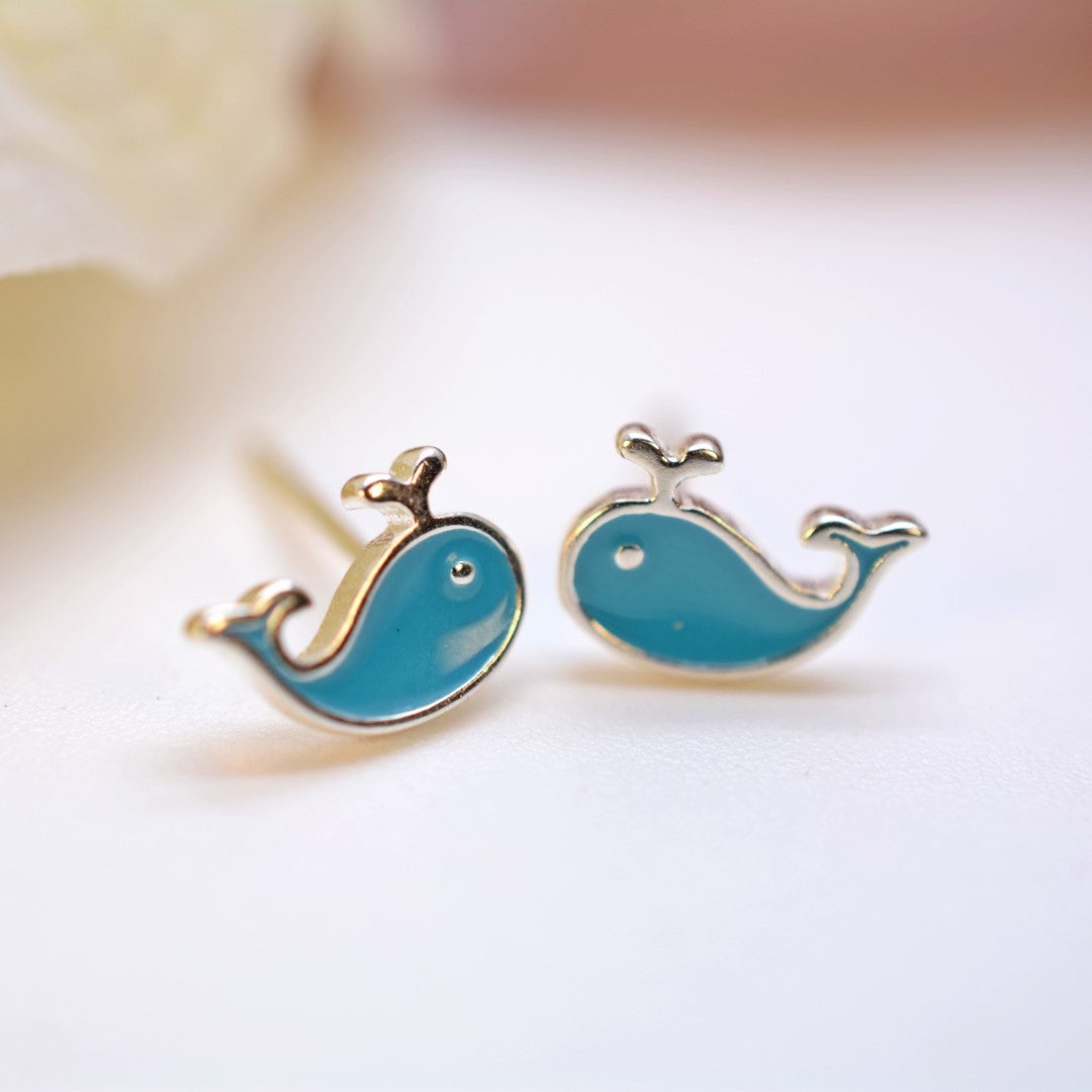 Whale-Shaped-Sterling-Silver-Stud-Earrings- (11)