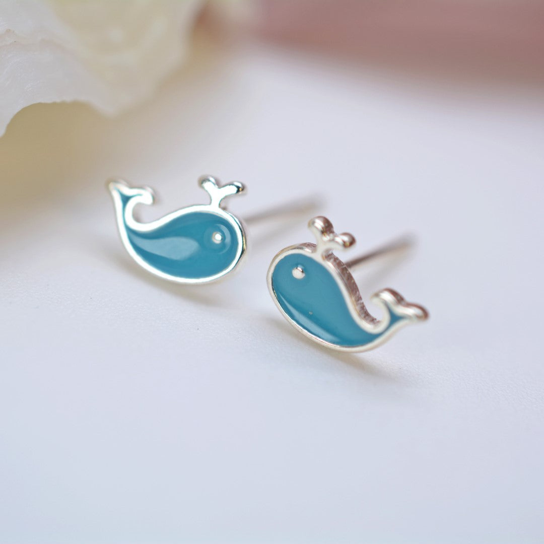 Whale-Shaped-Sterling-Silver-Stud-Earrings- (16)