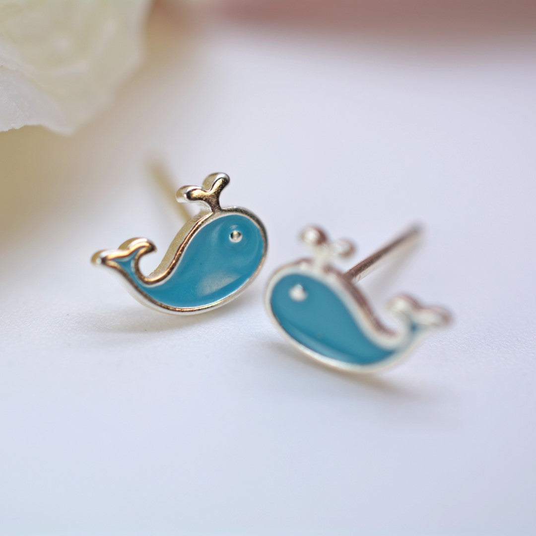 Whale-Shaped-Sterling-Silver-Stud-Earrings- (17)