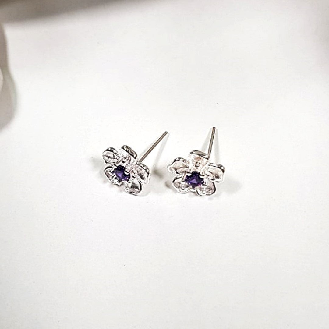 Zirconia-Flower-Shaped-Sterling-Silver-Stud-Earrings- (6)