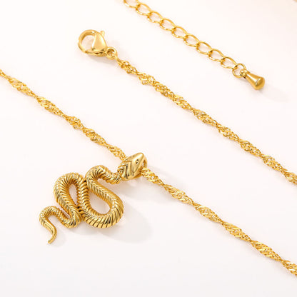 boho-style-necklace-with-snake-pendant-for-women-in-gold-silver_2