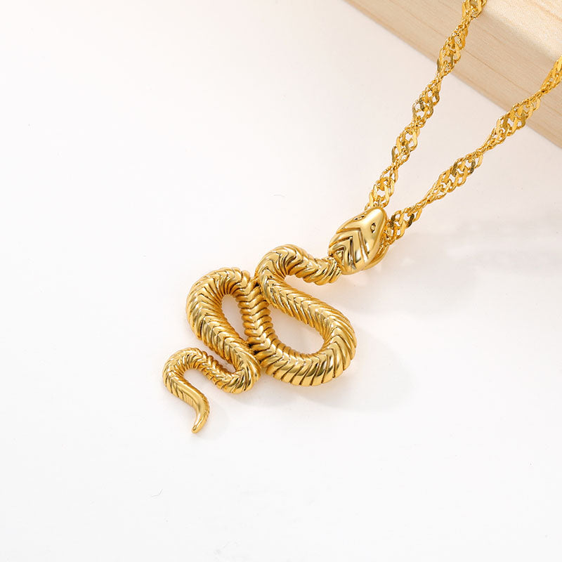 boho-style-necklace-with-snake-pendant-for-women-in-gold-silver_4