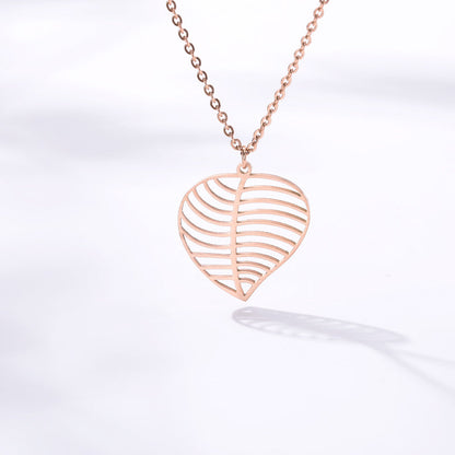 Elegant Leaf Pendant Women's Necklace in Gold, Rose Gold & Silver